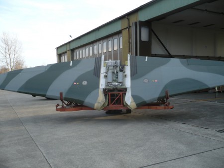 Eindelijk de hangar uit